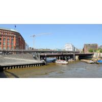 9070 Mündung vom Alsterfleet in den Zollkanal - Binnenhafen; Links das Slomannhaus. | Binnenhafen - historisches Hafenbecken in der Hamburger Altstadt.